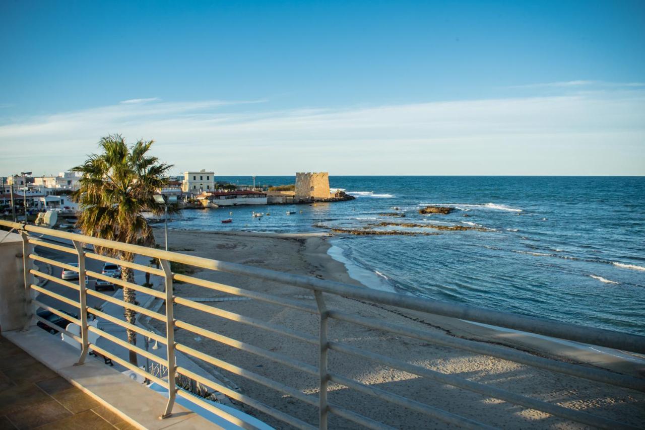 Hotel Mirage Torre Santa Sabina Oda fotoğraf
